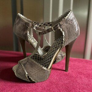 JESSICA SIMPSON Snake Print Leather Heels Sandals Size 5